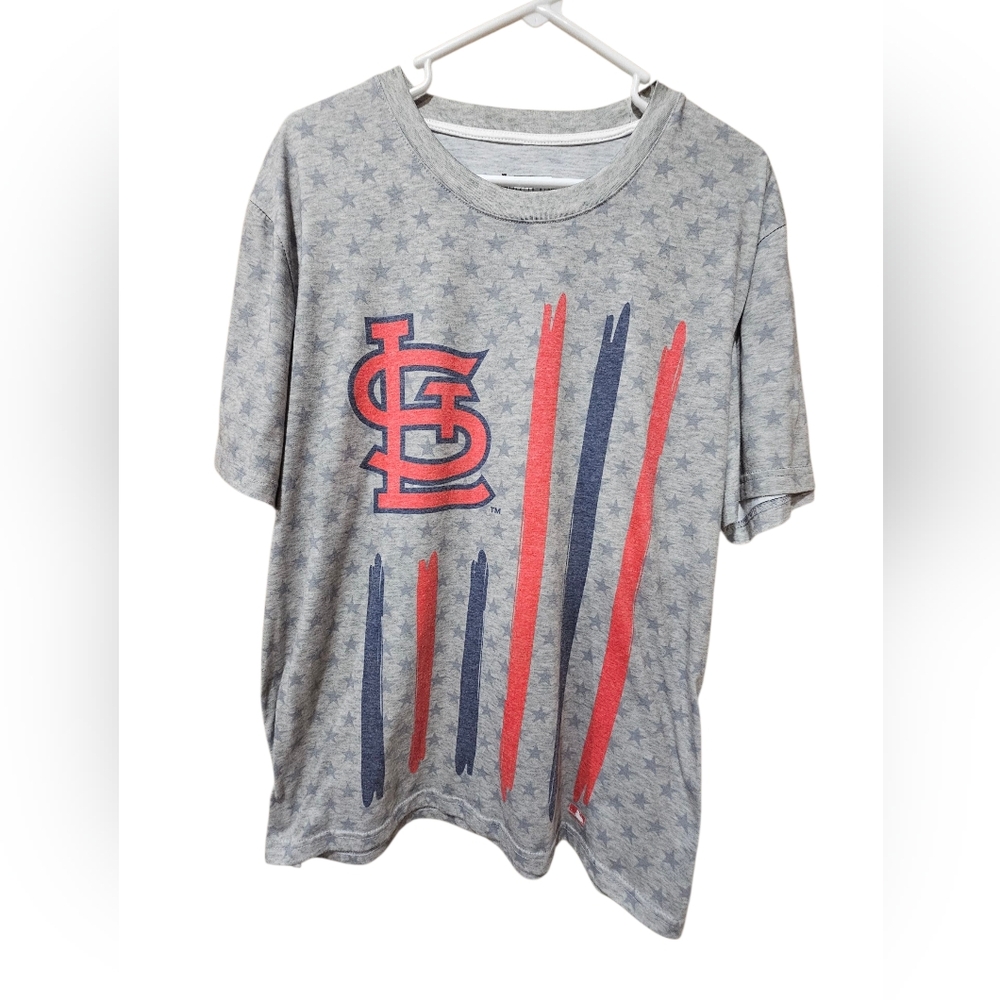 Genuine Merchandise Saint Louis Cardinals Gray and Red Tee‎ Size Extra Large